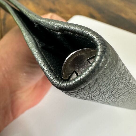 Chanel CC Leather Notebook Holder Silver - Picture 9 of 16